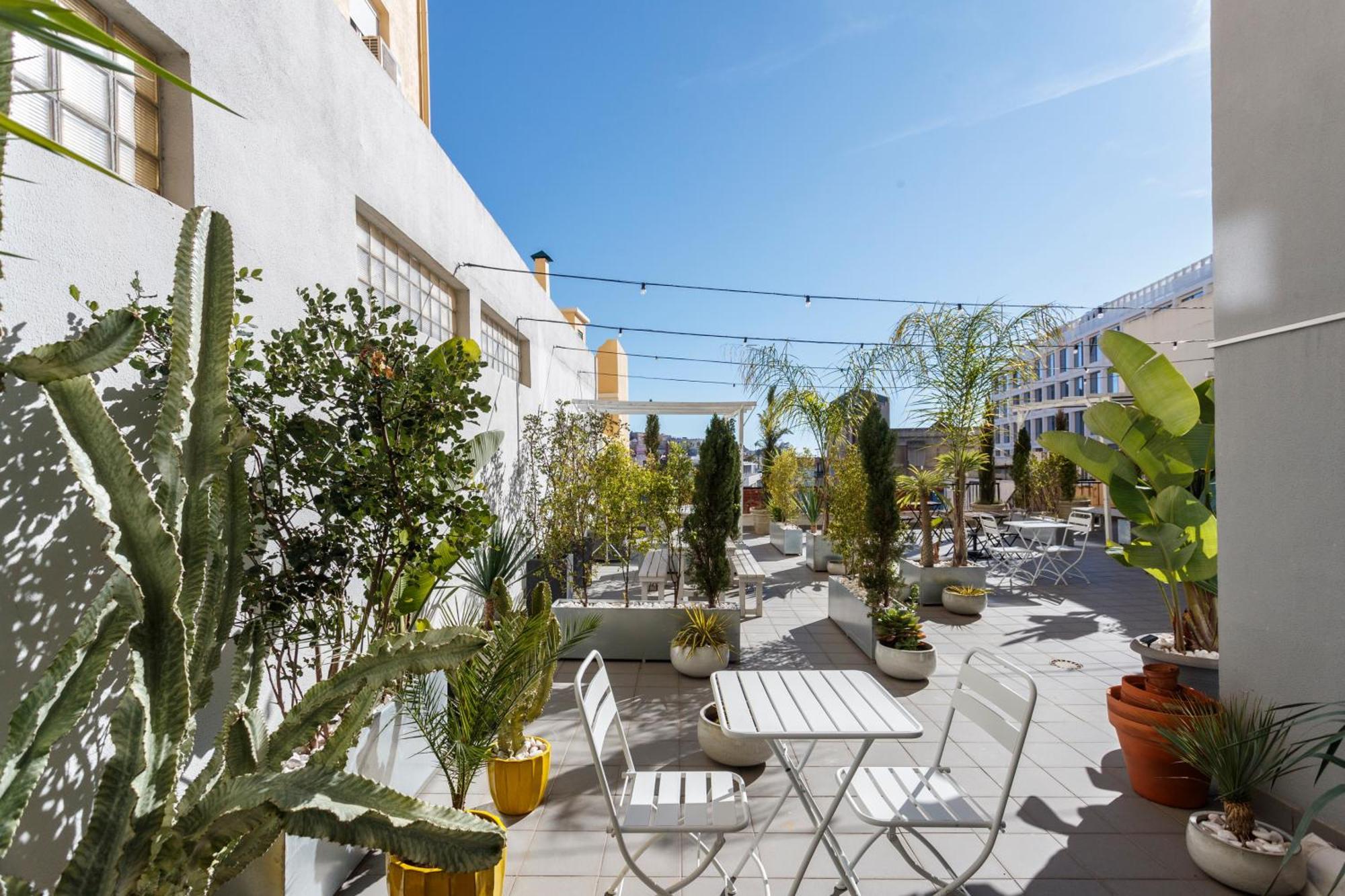 Apperol Lisbon Escape - By Misha'S Place 2A ภายนอก รูปภาพ