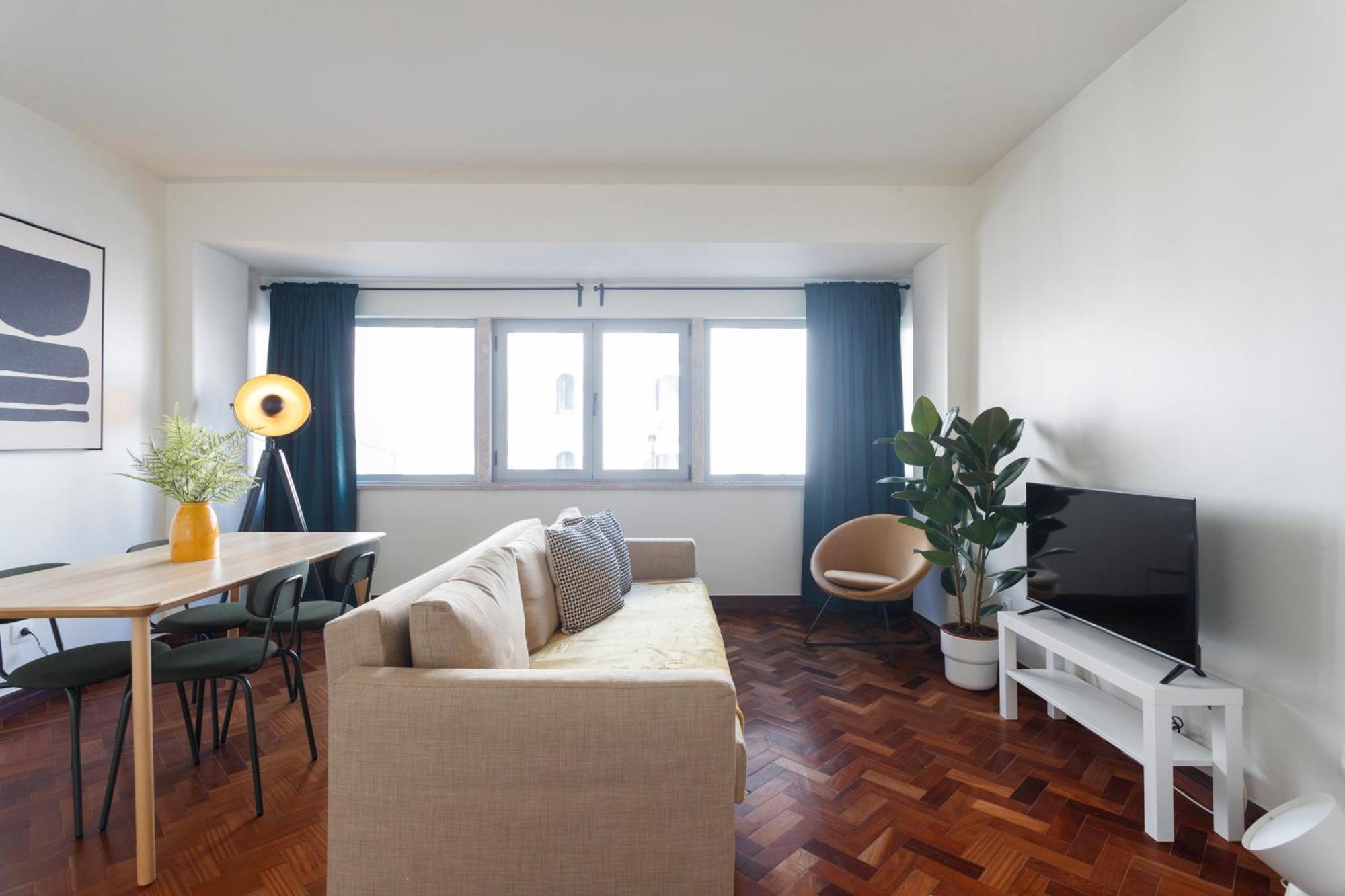 Apperol Lisbon Escape - By Misha'S Place 2A ภายนอก รูปภาพ